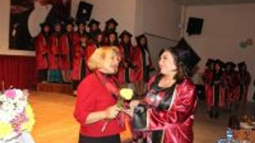Okul Yaptıran Hayırsever Çifte İlk Mezuniyette Sürpriz