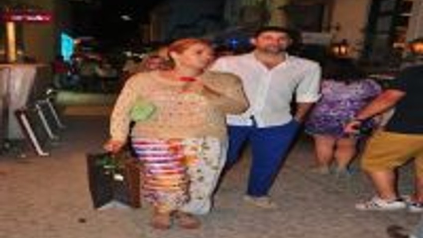 Ömer Ve Aslı Onan Çifti Çeşmede Aşk Tazeledi