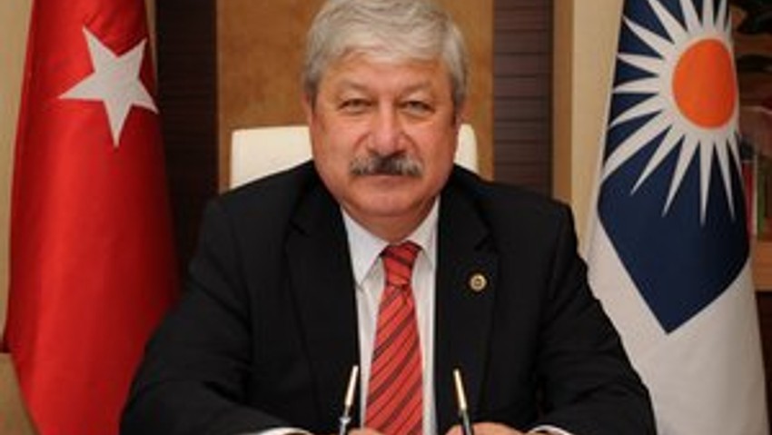 Başbakan'a sert çıkış: ''Kızları potansiyel fahişe ilan ettin''