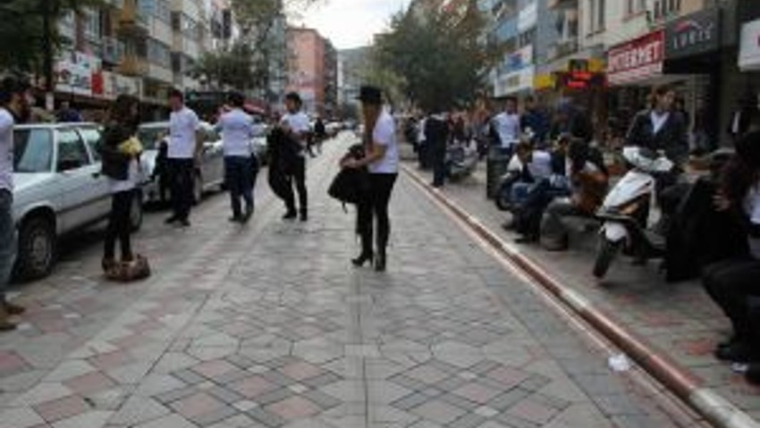 Afyonkarahisar’da Flashmob Etkinliği