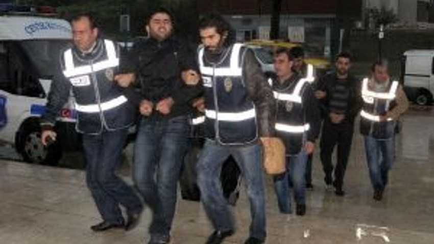 Kasten Adam Öldürmeye 37, Suçlara Yardıma Da 24 Yıl Hapis Verildi