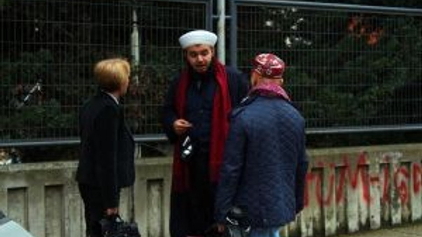 Validebağ’da Çekim Yapan Cübbeli İki Kişi Alandan Uzaklaştırıldı