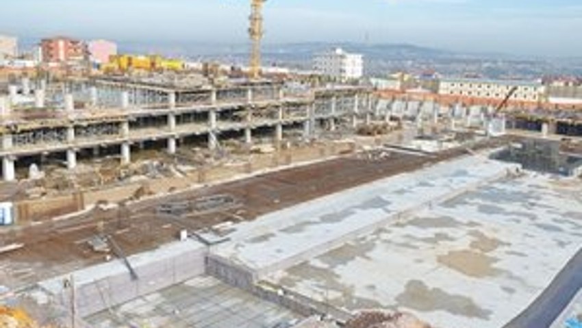 Çamlıca Camii'ne özel tünel