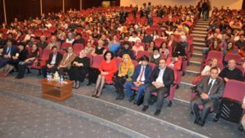 Dağıstan Devlet Üniversitesi Halk Şarkı Ve Dans Topluluğundan Benim Dağıstanım Konulu Gösteri