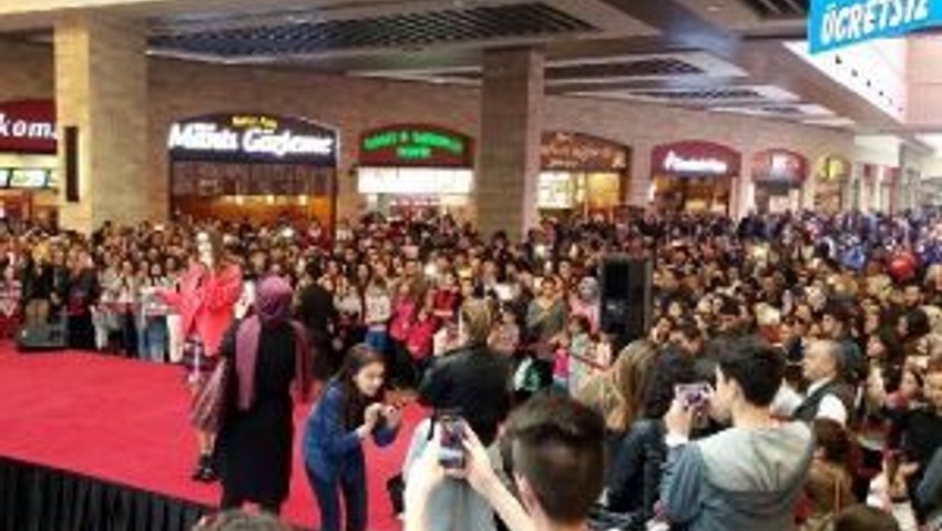 Avmde Atiye İzdihamı