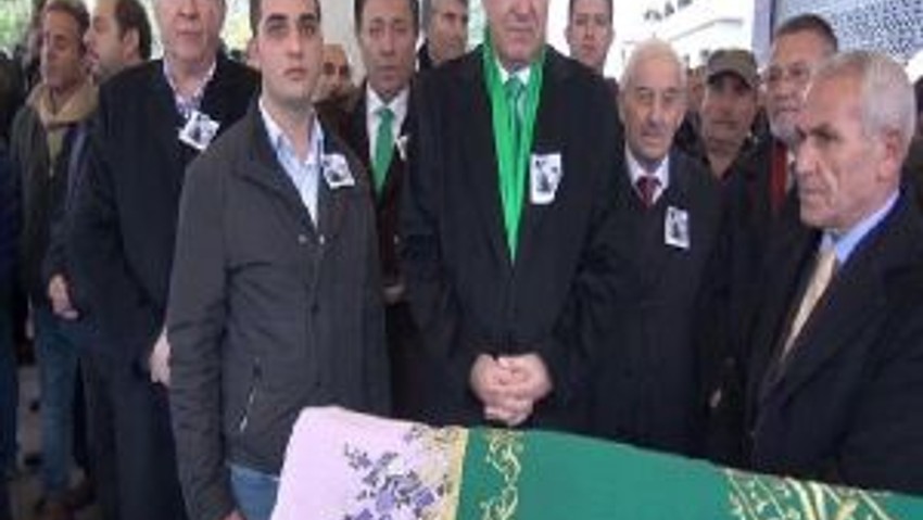 Prof. Dr. Ahmet Vefik Alpin Annesi Son Yolculuğuna Uğurlandı...