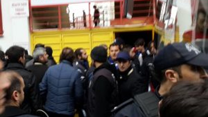 Pendikspor-yeni Malatyaspor Maçı Sonrası Olaylar Çıktı