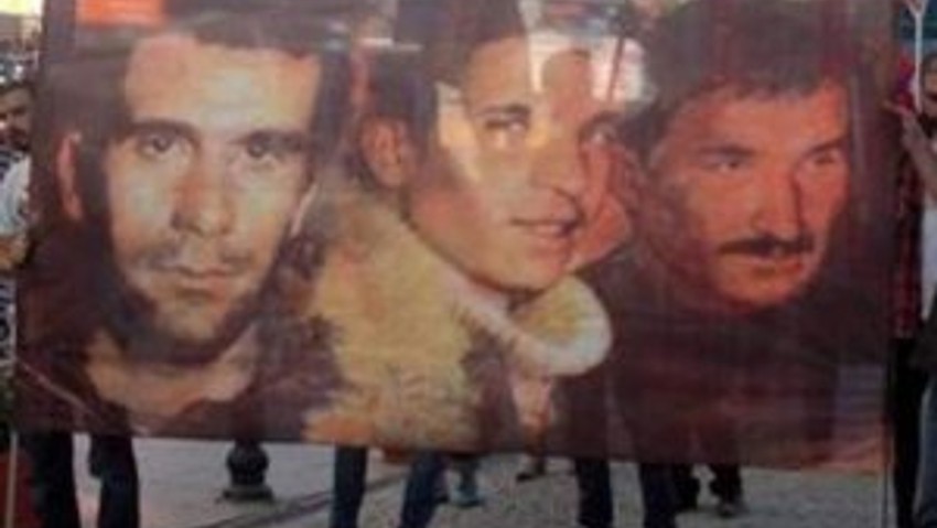 Deniz Gezmiş posteri de suç !