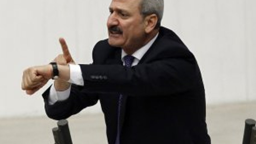Zafer Çağlayan'ın saati 4. sırada