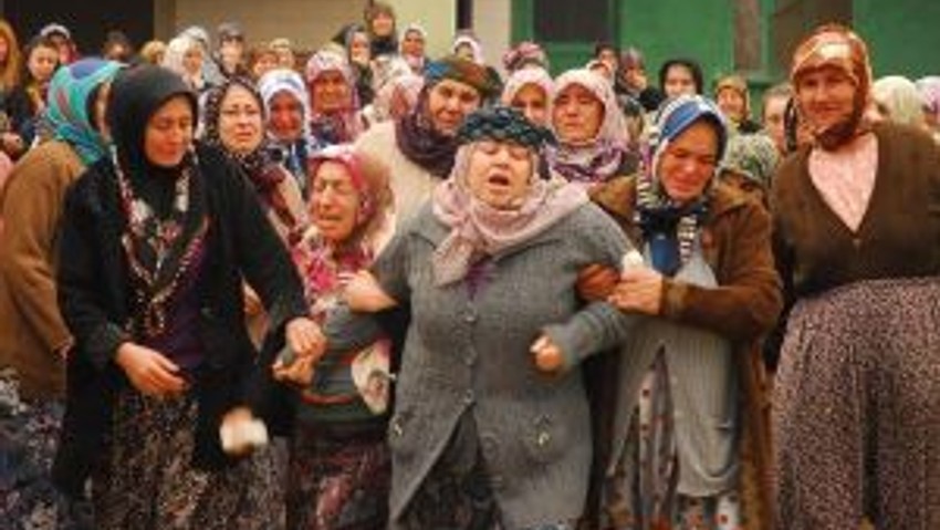 Liseli Genç Bıçaklanarak Öldürüldü (2)