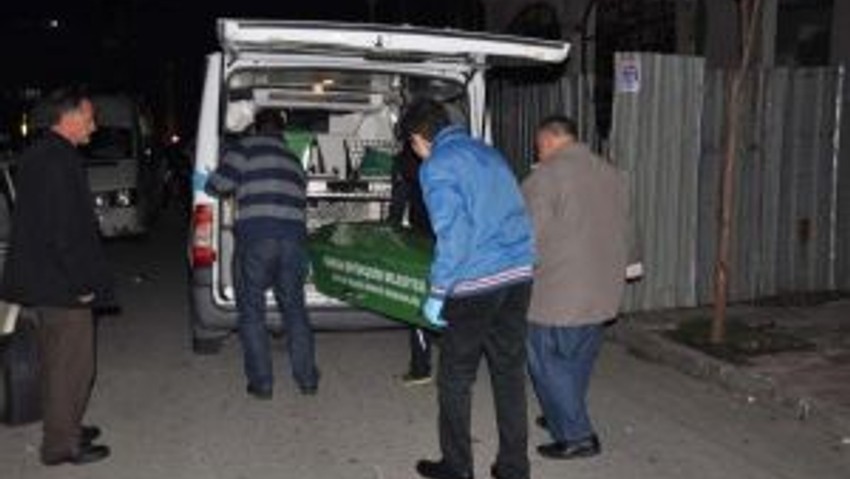 Mimar, Doğalgaz Borusuna Kendini Asıp İntihar Etti