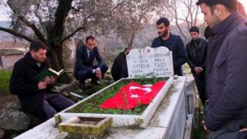 Aydın Ülkü Ocakları, Taşçı’yı Mezarı Başında Andı
