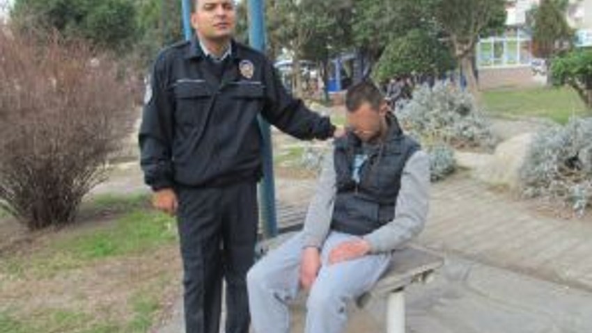 Parkta Bonzai İçen Genç Fenalaştı