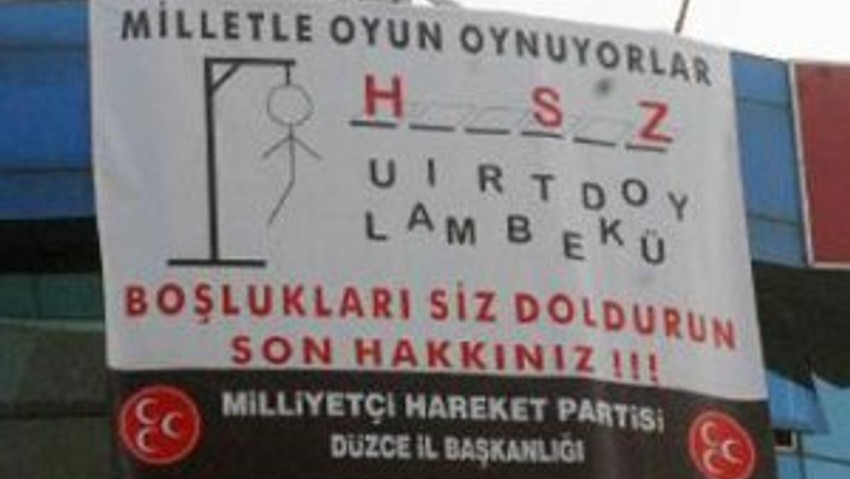 MHP'den bir ilginç pankart daha