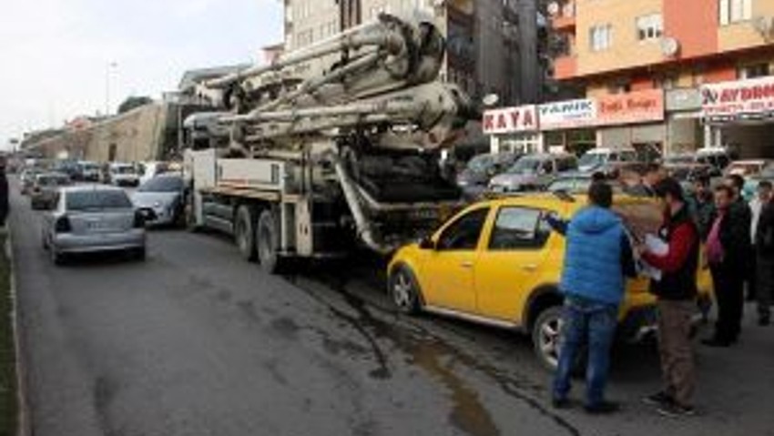Ereğli'de Zincirleme Kaza: 1 Yaralı var