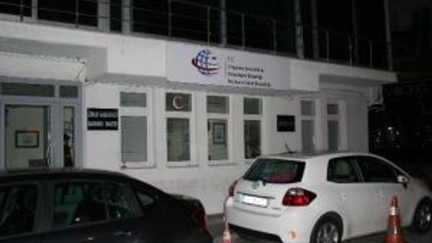 Marmaris’te Batan Mülteci Teknesinden Kurtulan Kaçaklar Liman Başkanlığına Getirildi