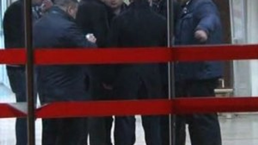 Binali Yıldırım'ın kardeşi ucuz yırtmış !