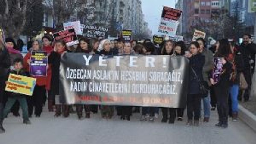 Çorumda Özgecan Arslan Cinayeti Protesto Edildi