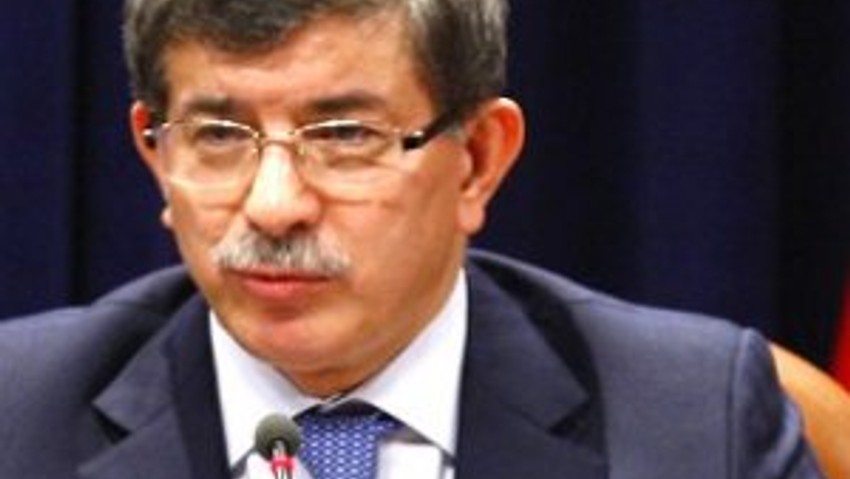 Davutoğlu'ndan 3 Müslüman genç çağrısı