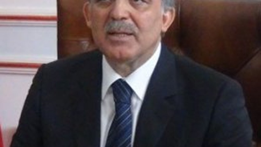 Gül'den Özgecan Aslan mesajı