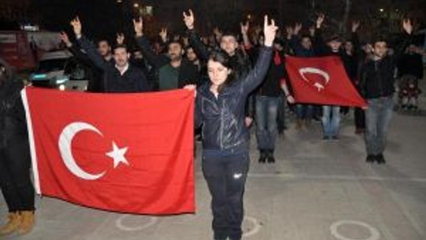 Keşan’da Ülkücüler Öldürülen Fırat Çakıroğlu İçin Yürüdü
