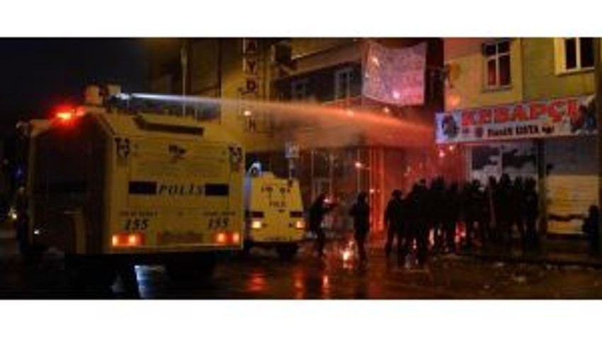 Erzurumda Ülkücülerin Yürüyüşünde Olay; 3 Hdpli Yaralı