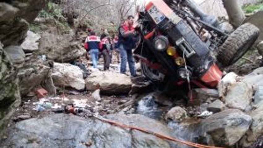 Tire’de Cip Uçuruma Yuvarlandı, Ölen Üç Kişi Aydın’ı Yasa Boğdu