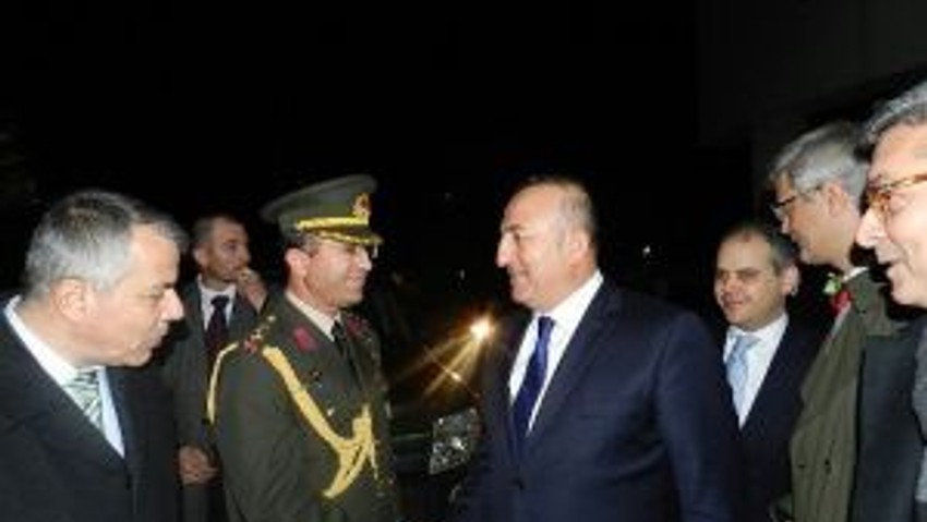 Çavuşoğlu Arnavut Mevkidaşı Buşati İle Görüştü