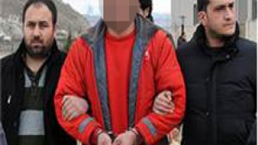 Cami tuvaletinde ilişkiye girdi !