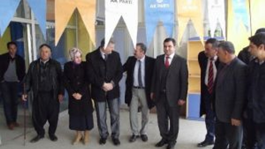 Ak Parti Diyarbakır Milletvekili Aday Adayı Avukay Beran Çelik, Seçim Çalışmalarını Sürdürüyor