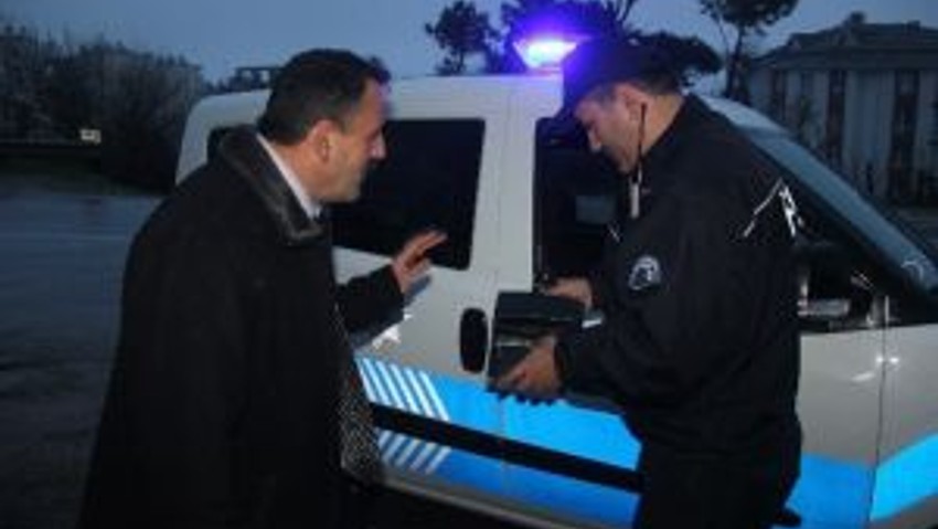 Sinoplu Çiftten Örnek Davranış