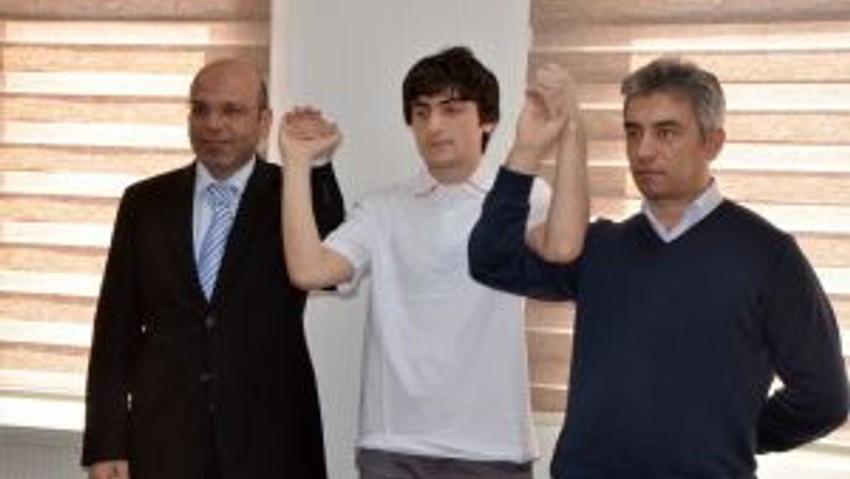 YGS Güneydoğu birincisi, Şanlıurfa Özel Çağlayan’dan çıktı