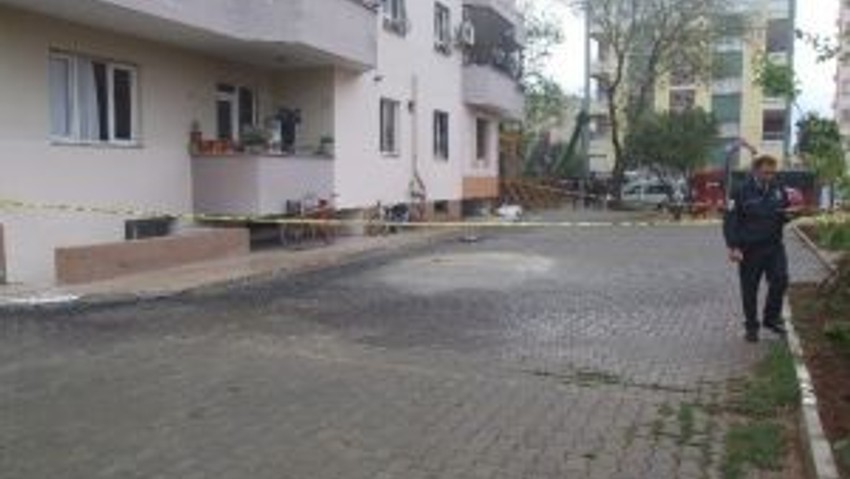Sabah Namazının Ardından İntihar Etti
