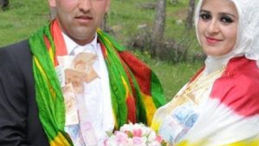 Çimenli Köyünde Sezonun İlk Düğünü Yapıldı