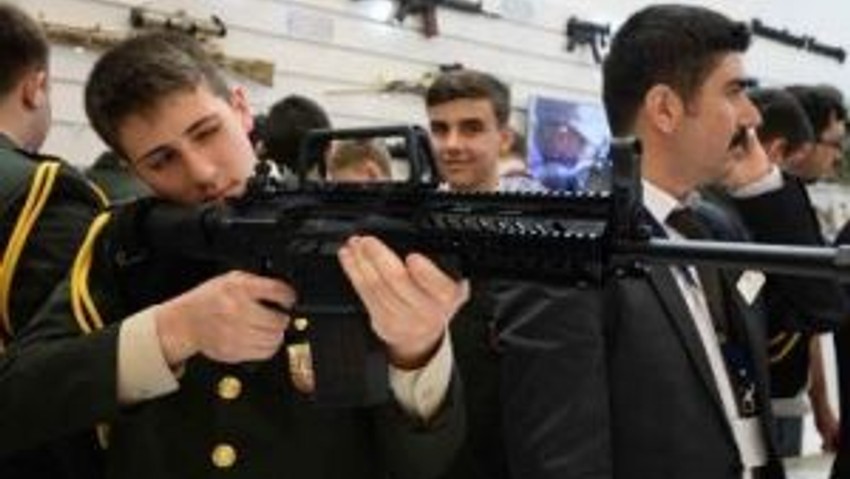 "Idef’15"de Yüzde Yüz Yerli Üretim Silahlarına İlgi Büyük