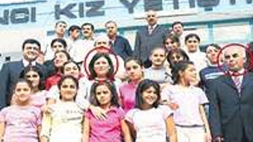 Kız yurdunda taciz ve şiddet iddiaları !