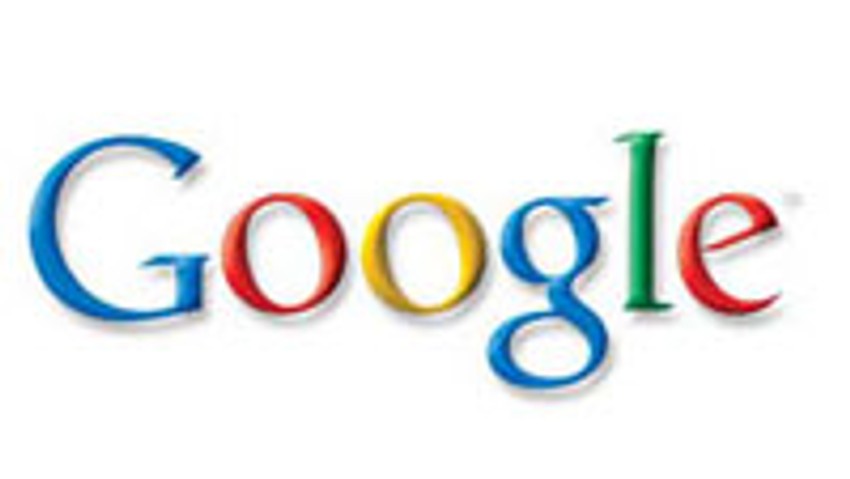 Google'dan sesli arama motoru
