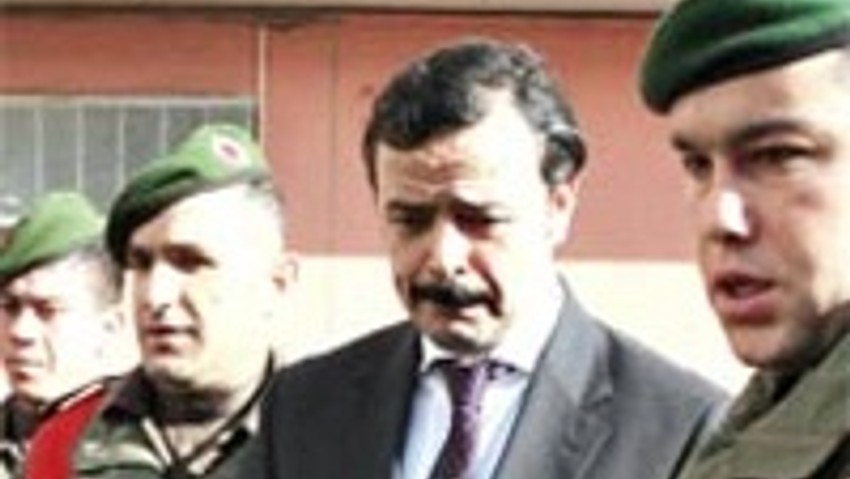 İmzası katliam planından çıktı !