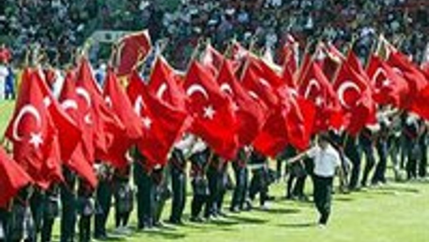 23 Nisan töreninde PKK marşı