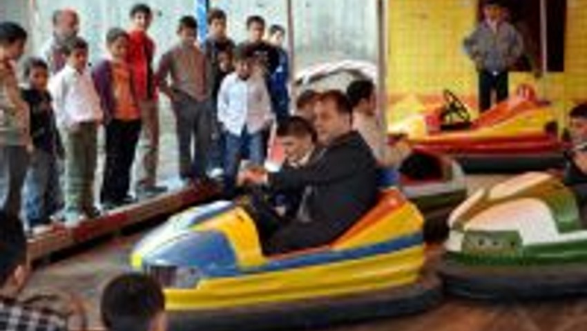 SUŞEHRİ'NDE LUNAPARK AÇILDI