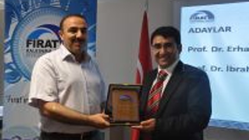 FKA KALKINMA KURULU ESKİ BAŞKANINA TEŞEKKÜR PLAKETİ