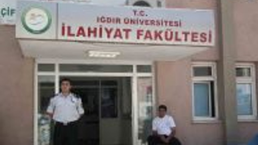 IĞDIR ÜNİVERSİTESİ İLAHİYAT FAKÜLTESİNE 200 ÖĞRENCİ ALACAK