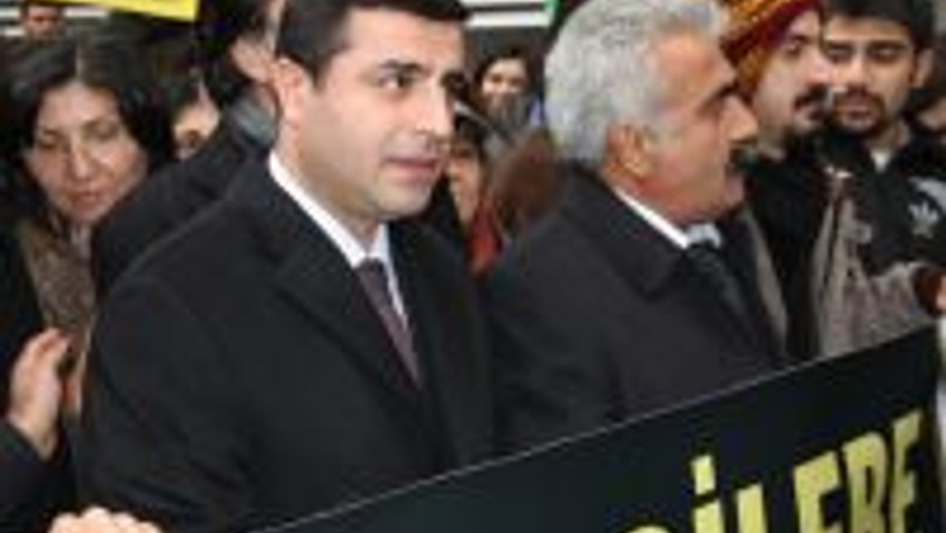 Poşu Davası Tutuklusu Üniversiteli Gence Destek