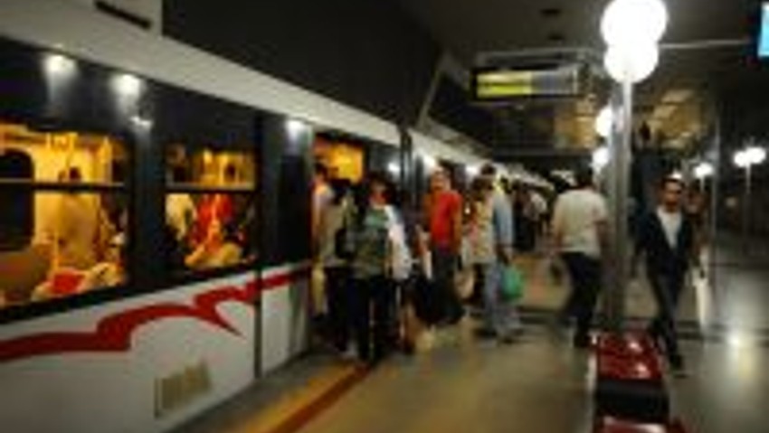 İzmir Metrosu Tam 34 Kez Dünyayı Döndü
