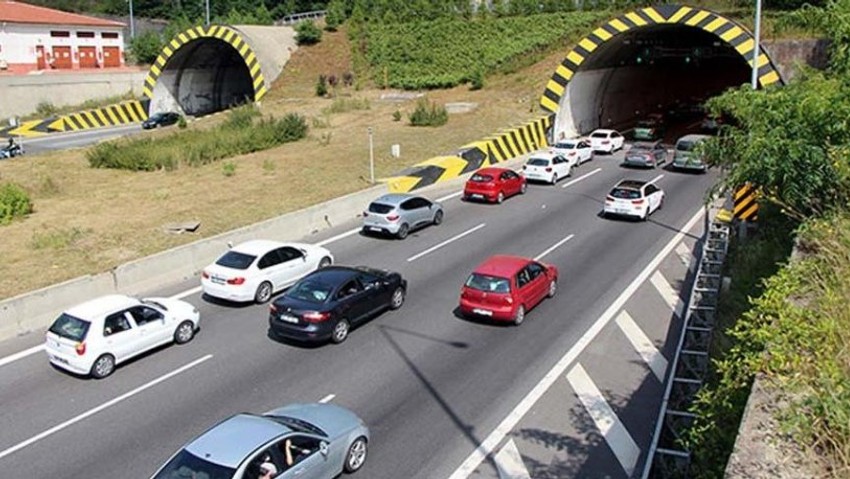 Yolda olanlar dikkat ! Bolu Dağı Tüneli çift yönlü kapatıldı