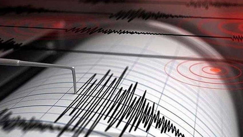 Ege’de korkutan deprem