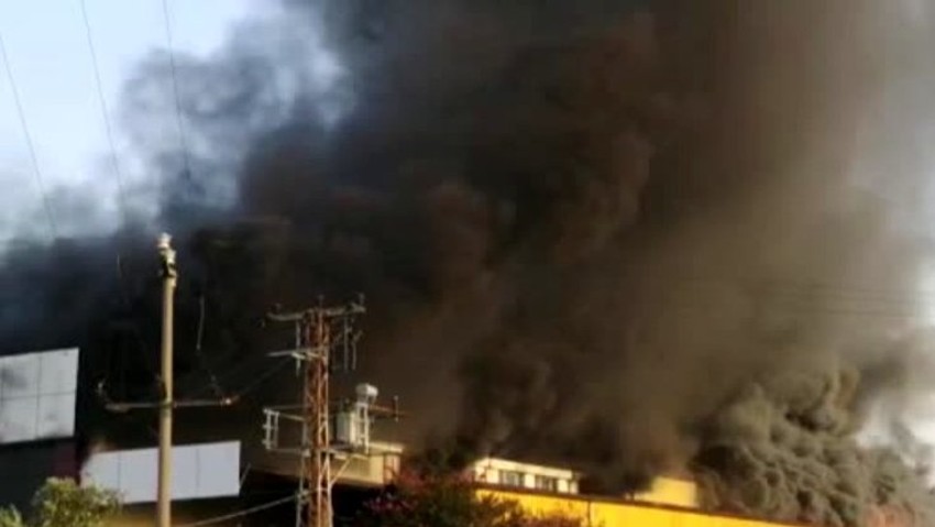 Mobilya fabrikasında korkutan yangın