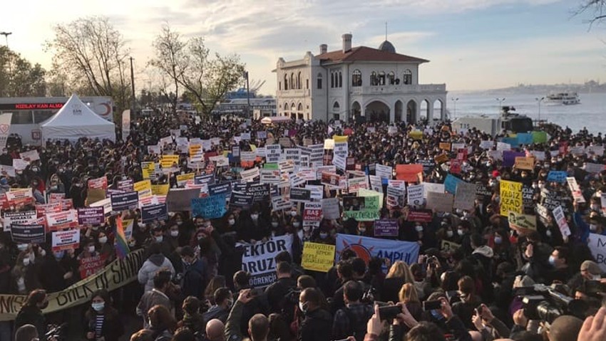 Boğaziçililer İstanbul'da sokağa iniyor