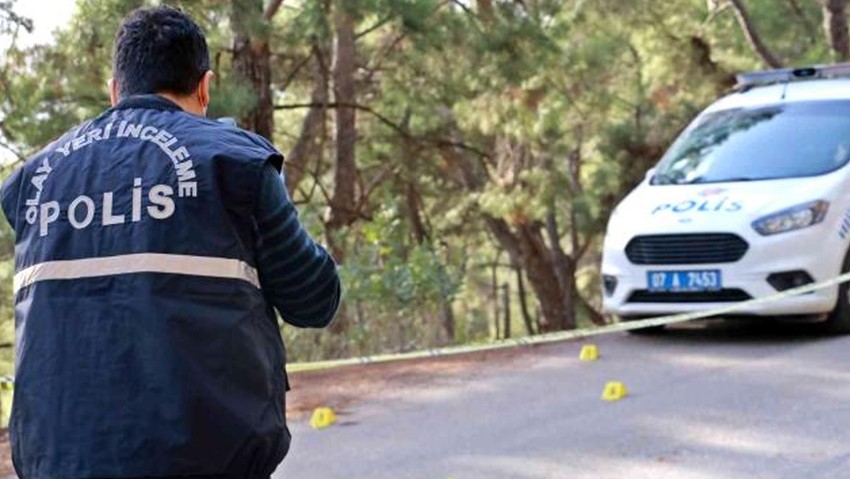 Ormanlık alanda erkek cesedi bulundu