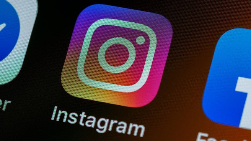 Bakan Ersoy'dan Instagram yasağı açıklaması